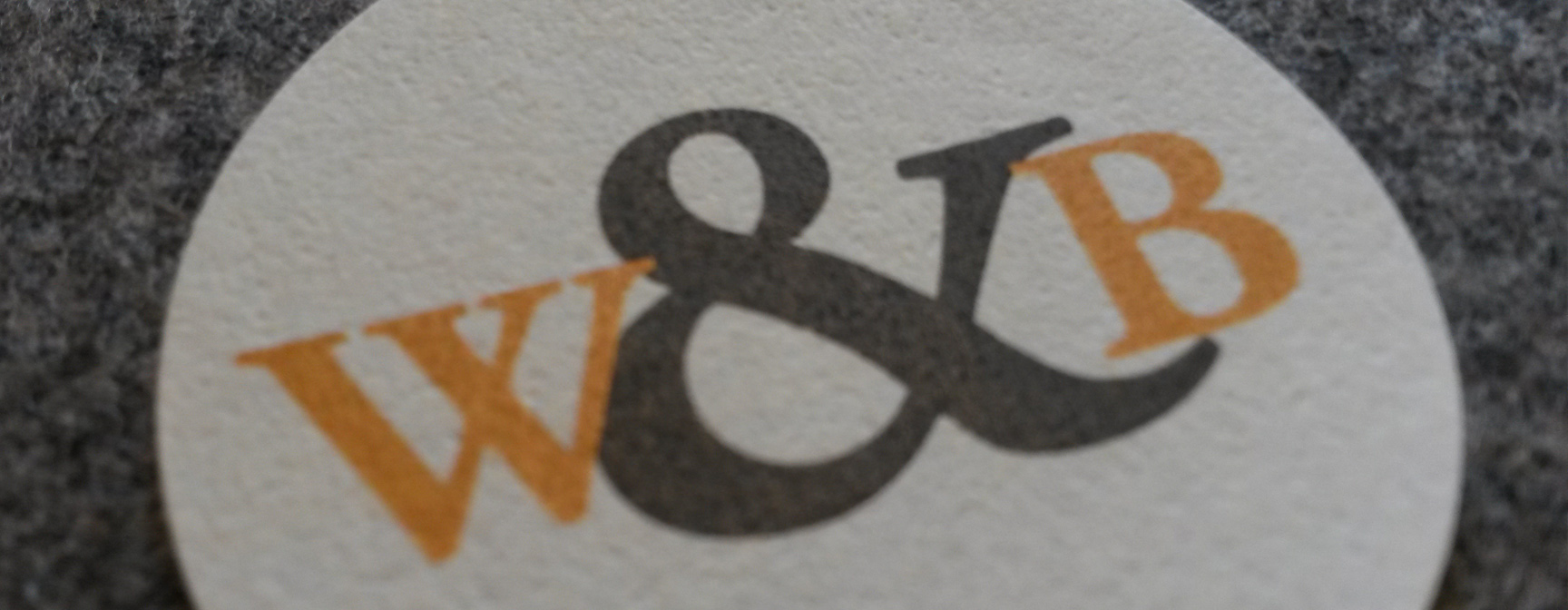 Willow and Bee curtain maker logo