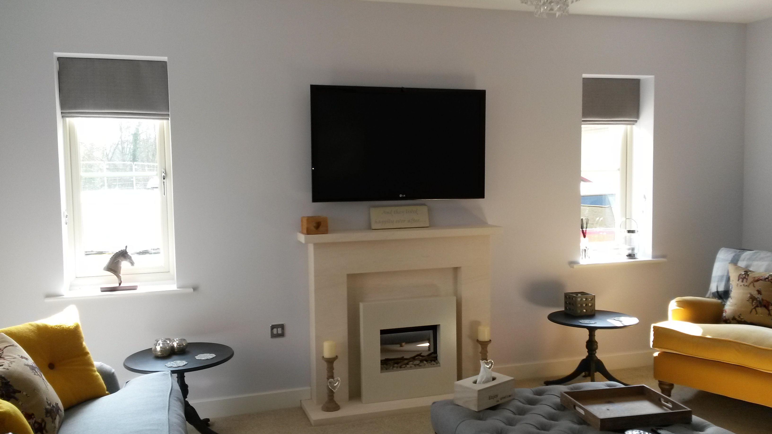 Made to measure roman blinds in recess - Winchcombe