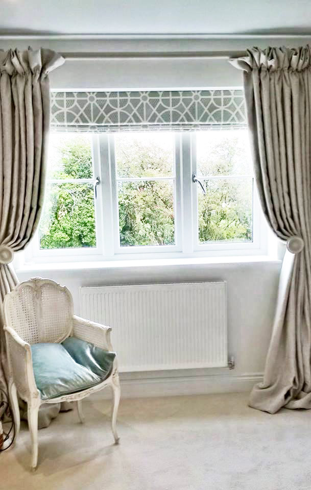 Cottage frill heading linen curtains with Sanderson Garden Plan fabric on roman blind